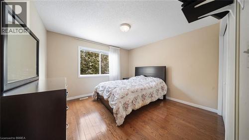 38 Sinclair Street, Guelph, ON - Indoor Photo Showing Bedroom