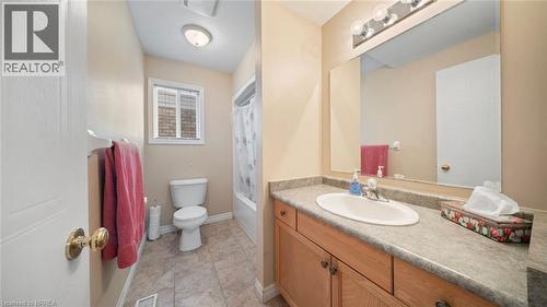 38 Sinclair Street, Guelph, ON - Indoor Photo Showing Bathroom