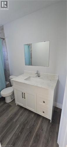443 Hazel Street, Waterloo, ON - Indoor Photo Showing Bathroom