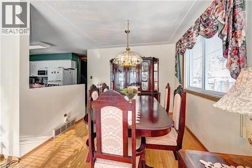 132 Forest Hill Drive, Kitchener, ON - Indoor Photo Showing Dining Room