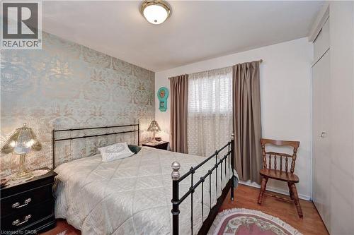 132 Forest Hill Drive, Kitchener, ON - Indoor Photo Showing Bedroom