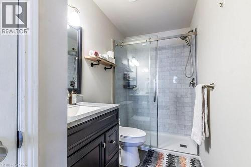 26 Moss Boulevard Unit# 77, Hamilton, ON - Indoor Photo Showing Bathroom