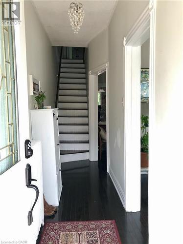 291 Bay Street N, Hamilton, ON - Indoor Photo Showing Other Room