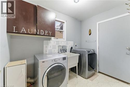 2 Morningstar Court, Hamilton, ON - Indoor Photo Showing Laundry Room
