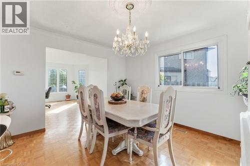 2 Morningstar Court, Hamilton, ON - Indoor Photo Showing Dining Room