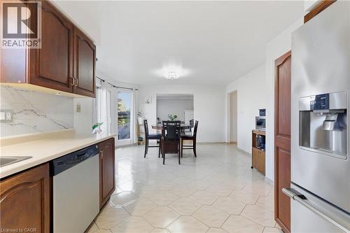 2 Morningstar Court, Hamilton, ON - Indoor Photo Showing Kitchen