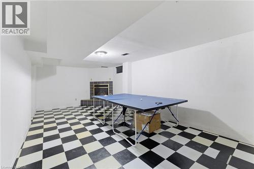 2 Morningstar Court, Hamilton, ON - Indoor Photo Showing Other Room