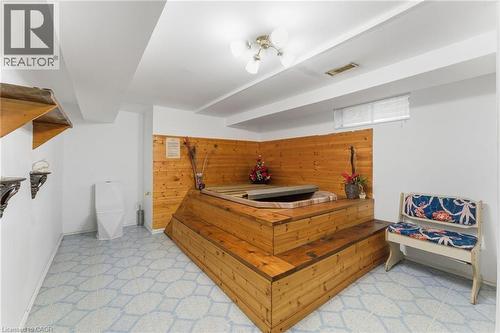 2 Morningstar Court, Hamilton, ON - Indoor Photo Showing Other Room