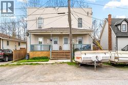 207 BEAVER Street  Thorold, ON L2V 1B8