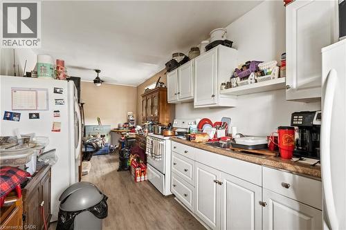 207 Beaver Street, Thorold, ON - Indoor Photo Showing Kitchen