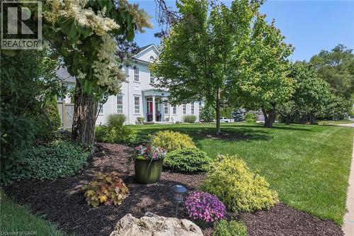 Professionally Landscaped - 507 Mississagua Street, Niagara-On-The-Lake, ON - Outdoor