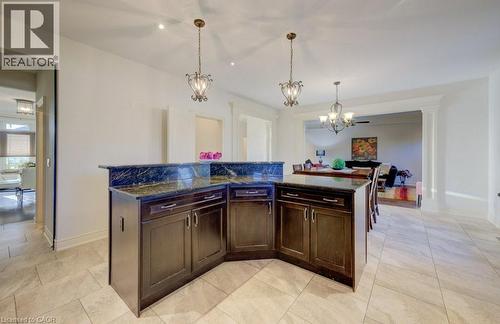 6379 Christopher Crescent, Niagara Falls, ON - Indoor Photo Showing Kitchen