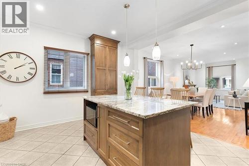 336 Emerald Street N, Hamilton, ON - Indoor