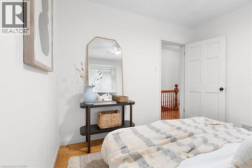 336 Emerald Street N, Hamilton, ON - Indoor Photo Showing Bedroom