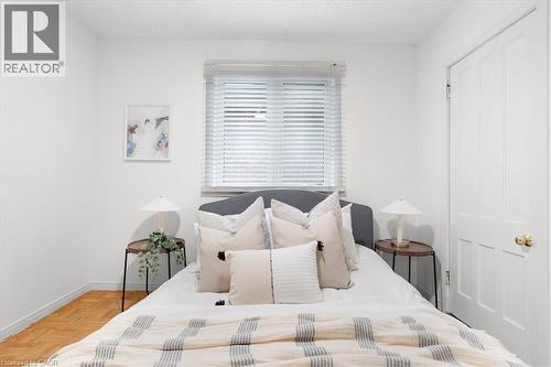336 Emerald Street N, Hamilton, ON - Indoor Photo Showing Bedroom