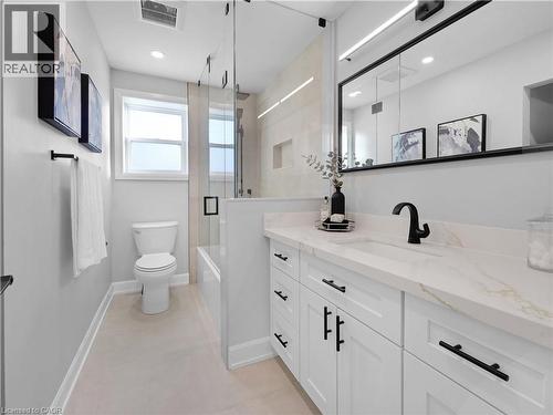3406 Putter Place, Burlington, ON - Indoor Photo Showing Bathroom