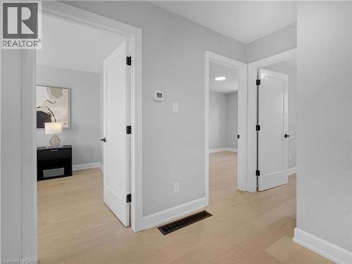 3406 Putter Place, Burlington, ON - Indoor Photo Showing Other Room