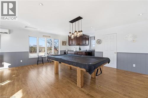 5940 Young Street, Grimsby, ON - Indoor Photo Showing Other Room