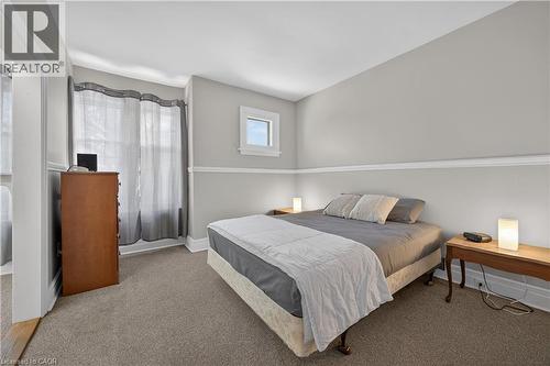 90 Blake Street, Hamilton, ON - Indoor Photo Showing Bedroom