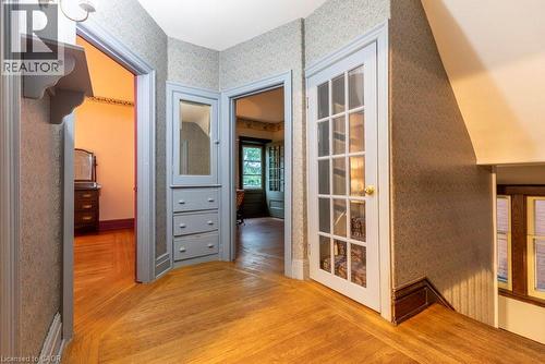 90 Blake Street, Hamilton, ON - Indoor Photo Showing Other Room