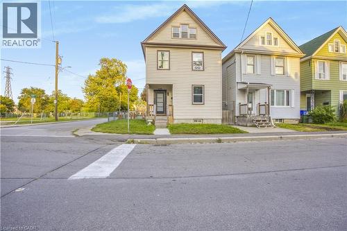 130 STIRTON Street  Hamilton, ON L8L 6G2