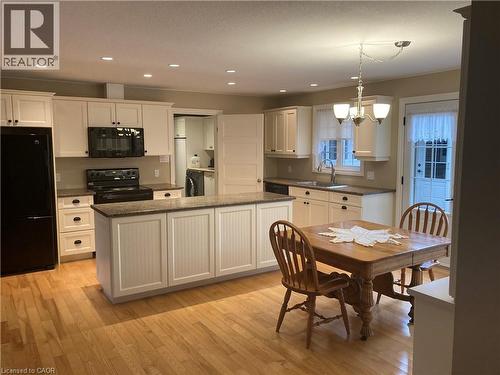 22 Gordon Road, Tiny, ON - Indoor