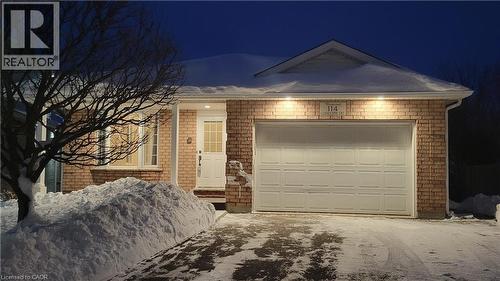 View of front of home featuring driveway and a garage - 114 Glencliffe Court, Kitchener, ON - Outdoor