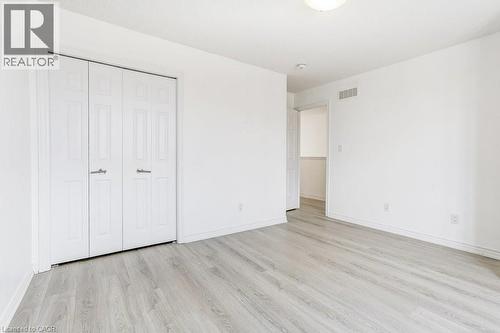 318 Old Huron Road, Kitchener, ON - Indoor Photo Showing Other Room