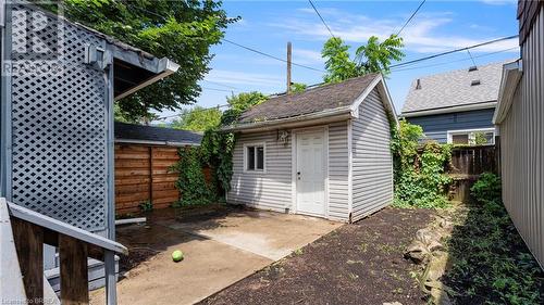 33 Highland Avenue, Hamilton, ON - Outdoor With Deck Patio Veranda