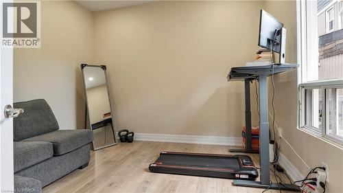 33 Highland Avenue, Hamilton, ON - Indoor Photo Showing Other Room