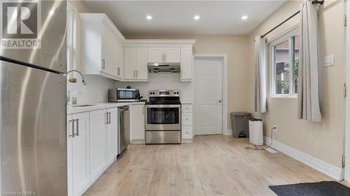 33 Highland Avenue, Hamilton, ON - Indoor Photo Showing Kitchen With Stainless Steel Kitchen