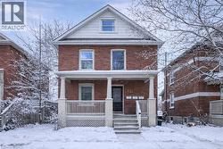 211 DOLPH Street N  Cambridge, ON N3H 2A6