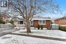 Bungalow-style house with brick siding - 557 Lake Street, St. Catharines, ON  - Outdoor 