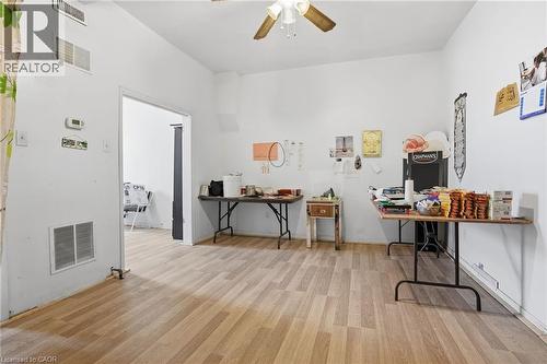 227 Wellington Street N, Hamilton, ON - Indoor