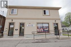 163 MARKET Street Unit# 3  Brantford, ON N3T 6J7