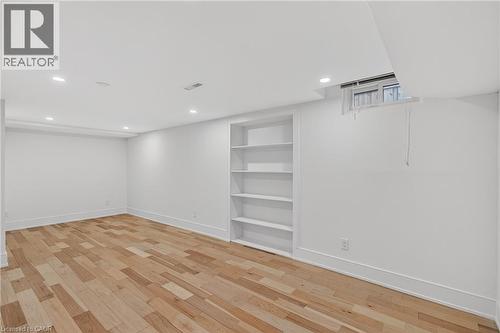 2347 Tweedsmuir Court, Burlington, ON - Indoor Photo Showing Other Room