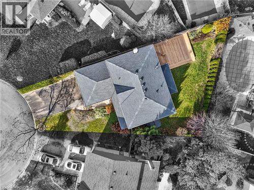 2347 Tweedsmuir Court, Burlington, ON - Outdoor