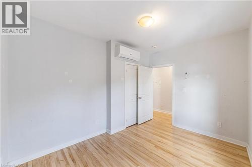 208 Mary Street, Hamilton, ON 