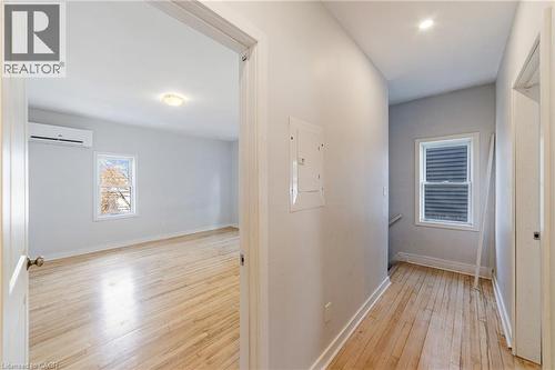 208 Mary Street, Hamilton, ON 