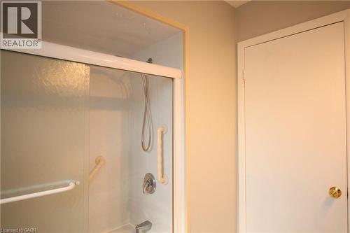 4 Purnell Drive, Hamilton, ON - Indoor