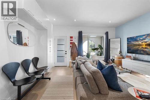 575 Mary Street, Hamilton, ON - Indoor