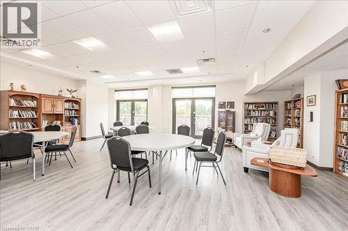 3290 New Street Unit# 607, Burlington, ON - Indoor Photo Showing Dining Room