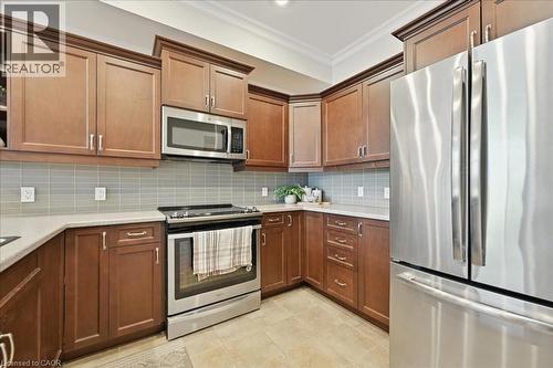 3290 New Street Unit# 607, Burlington, ON - Indoor Photo Showing Kitchen With Upgraded Kitchen