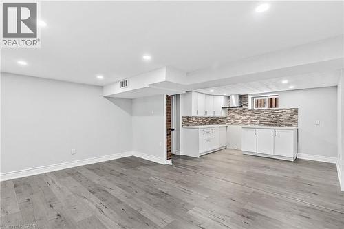 146 Craigroyston Road, Hamilton, ON - Indoor