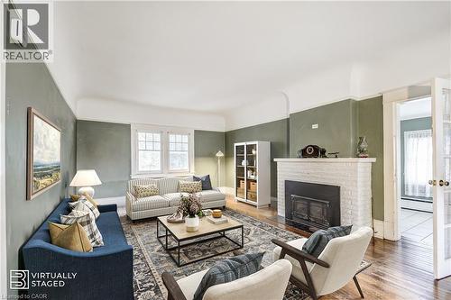 203 Broad Street W, Dunnville, ON - Indoor Photo Showing Living Room With Fireplace