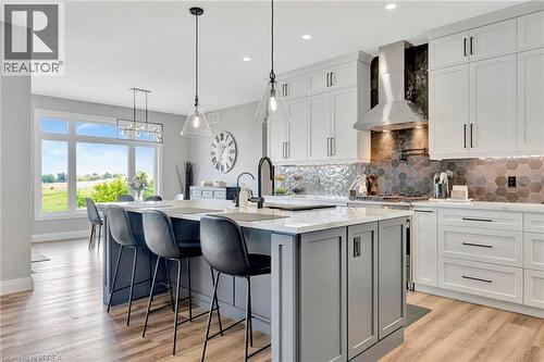 14 Hudson Drive, Brantford, ON - Indoor Photo Showing Kitchen With Upgraded Kitchen