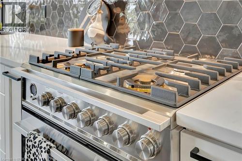 14 Hudson Drive, Brantford, ON - Indoor