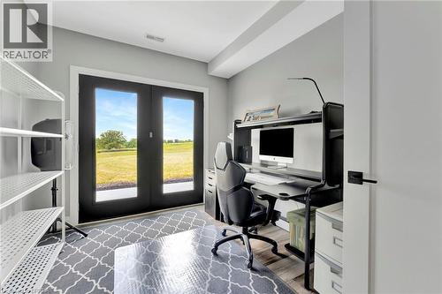 14 Hudson Drive, Brantford, ON - Indoor