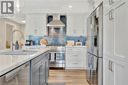 14 Hudson Drive, Brantford, ON - Indoor Photo Showing Kitchen With Upgraded Kitchen