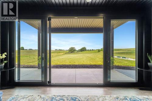 14 Hudson Drive, Brantford, ON - Indoor Photo Showing Other Room